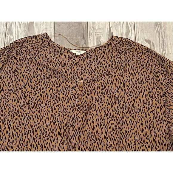 Terra & Sky plus size leopard blouse, size 2X - Picture 2 of 12